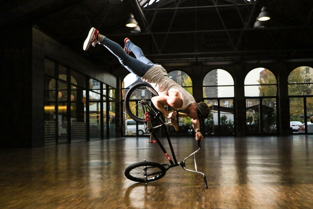 Jeder Frame zählt zum Festhalten der Pose (c) Thomas Reimann
