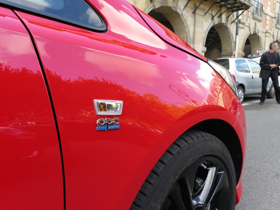 2015_Opel_Corsa_E_5_OPC_Style_imaedia-de05