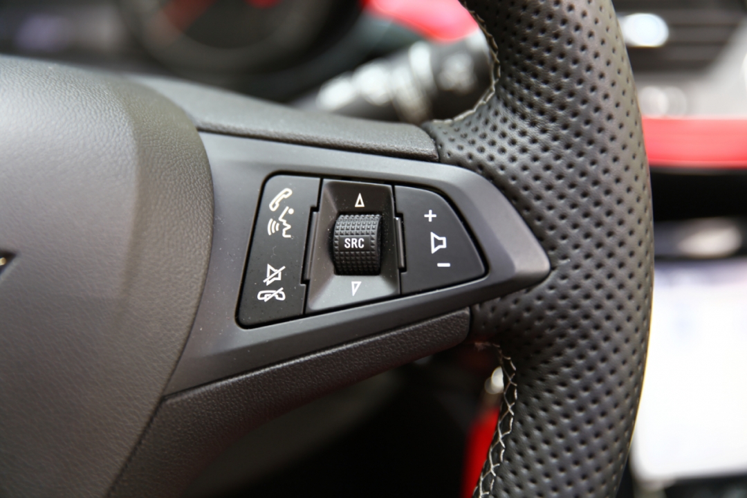 2015_Opel_Corsa_E_5_OPC_Style_imaedia-de21