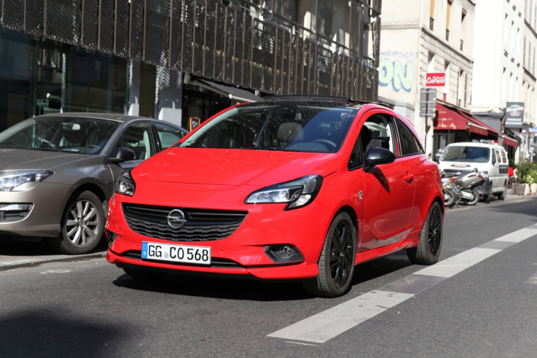 2015_Opel_Corsa_E_5_OPC_Style_imaedia-de27