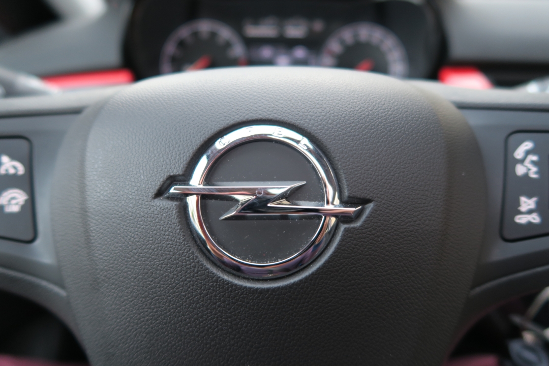 2015_opel_corsa_e_opc_edition_imaedia_De-11