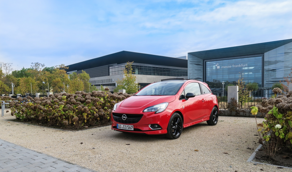 2015_opel_corsa_e_opc_edition_imaedia_De-15