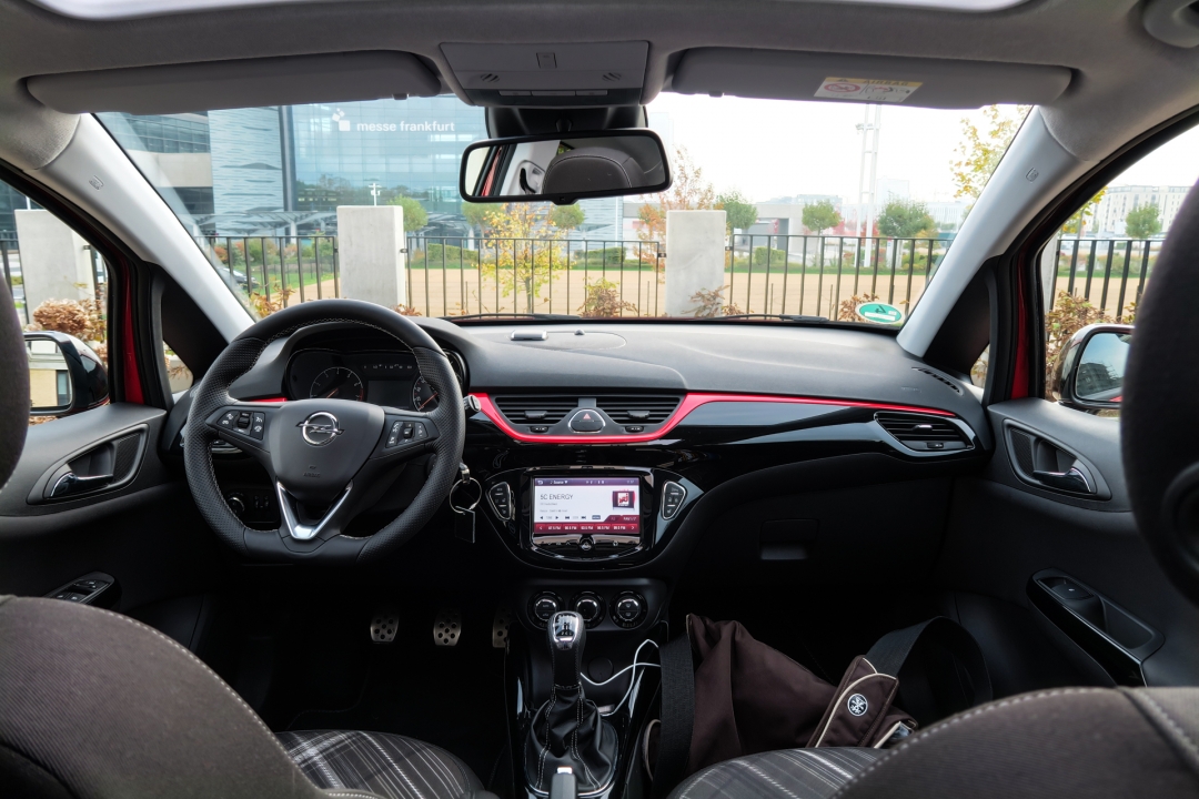 2015_opel_corsa_e_opc_edition_imaedia_De-23